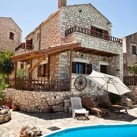 Tsivaras Villas Villa